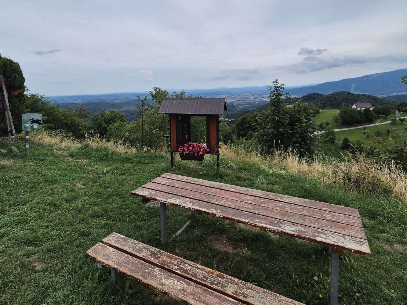 Kaj početi v Kamnici? Sveti Urban Kamnica - razgled na Maribor