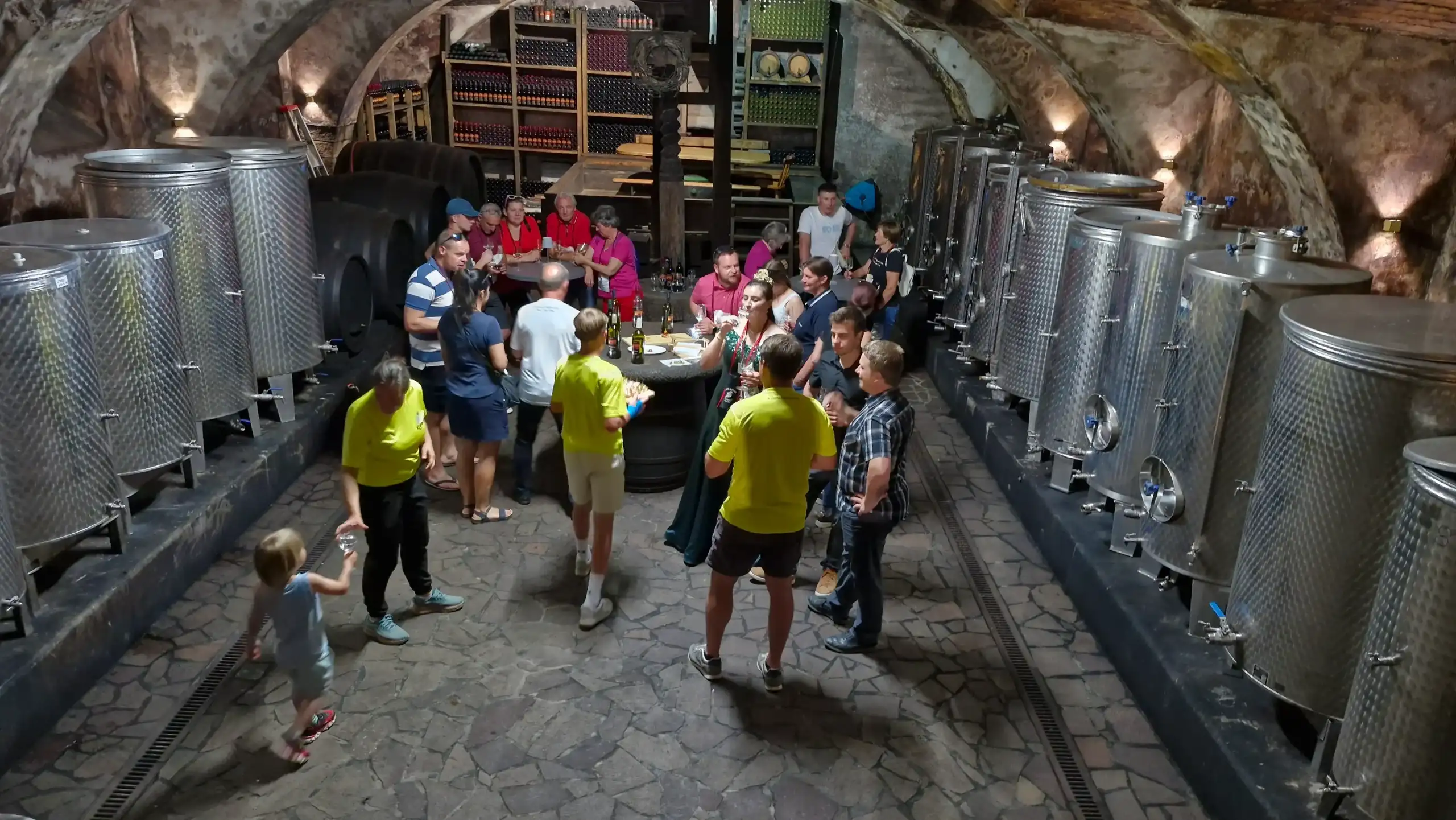 td kamnica odprte kleti hero01